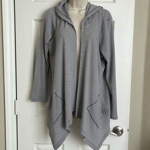 Philosophy XL Gray White Striped Hoodie